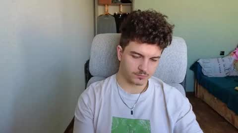 Snapshot of hellish_sugar chatting on 03/09/26, 07:23 Remy online show from 03/09/26, 07:23