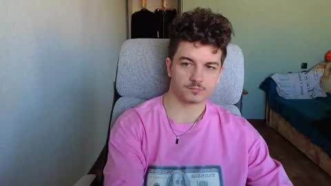 Snapshot of hellish_sugar chatting on 03/13/26, 05:36 Remy online show from 03/13/26, 05:36