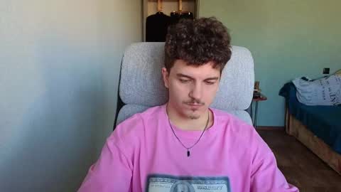 Snapshot of hellish_sugar chatting on 03/15/26, 05:02 Remy online show from 03/15/26, 05:02