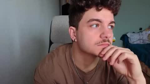 Snapshot of hellish_sugar chatting on 03/22/26, 05:11 Remy online show from 03/22/26, 05:11