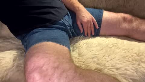 Snapshot of hello902 chatting on 10/12/25, 12:48 David Whinston Smith online show from 10/12/25, 12:48