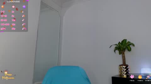 Candy online show from 10/04/25, 01:14