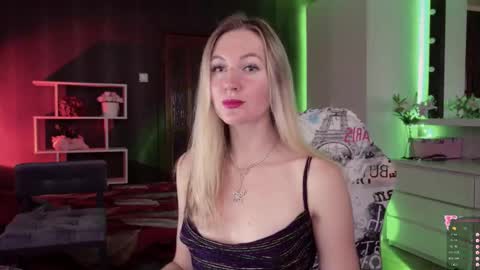 Alisia  Monday to Friday from 10 am to 4 pm GMT 2 online show from 10/16/25, 08:26