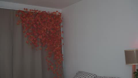 Taya online show from 10/03/25, 09:56