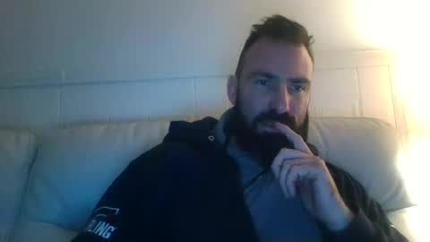 hellobunbunx0 online show from 10/13/25, 05:02