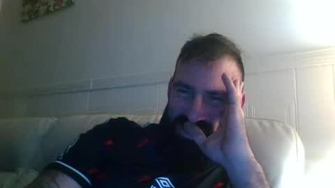 hellobunbunx0 online show from 10/17/25, 08:55