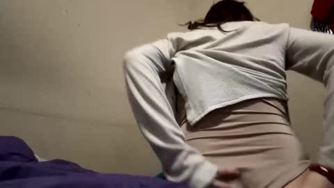 hellokitten123 online show from 01/24/25, 03:32