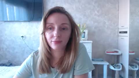 Snapshot of hellokittykaty chatting on 03/13/26, 06:20 Victory online show from 03/13/26, 06:20