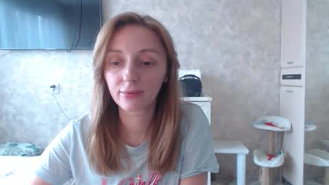 Snapshot of hellokittykaty chatting on 04/07/26, 05:52 Victory online show from 04/07/26, 05:52