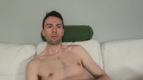 Snapshot of hellolucas69 chatting on 03/10/26, 06:40 Lucas online show from 03/10/26, 06:40