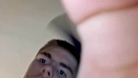 Snapshot of hellots3 chatting on 12/18/25, 02:39 hellots3 online show from 12/18/25, 02:39