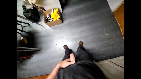 Snapshot of helpmestroke88 chatting on 10/05/25, 01:37 helpmestroke88 online show from 10/05/25, 01:37