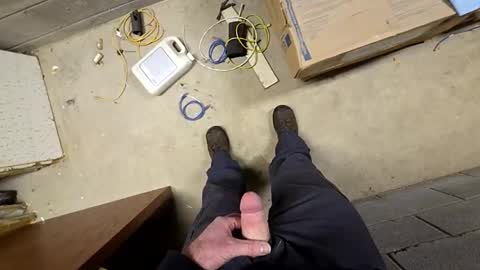 Snapshot of helpmestroke88 chatting on 12/01/25, 11:37 helpmestroke88 online show from 12/01/25, 11:37