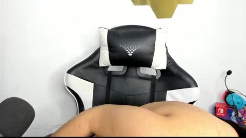 heluehorny13 online show from 12/24/24, 08:22