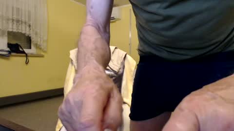 Helvell online show from 06/27/26, 09:09
