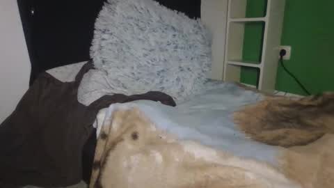 hempdude5588 online show from 09/24/25, 01:47