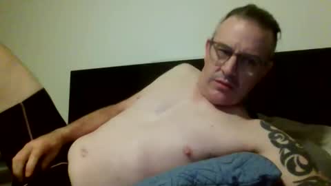 hempie1973 online show from 04/25/26, 03:09