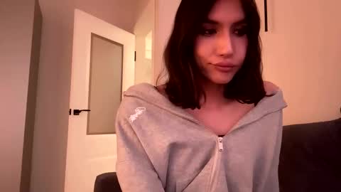 Eva online show from 03/21/26, 08:30