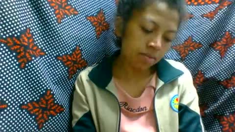 Snapshot of henitsaldy chatting on 07/11/26, 02:47 henitsaldy online show from 07/11/26, 02:47