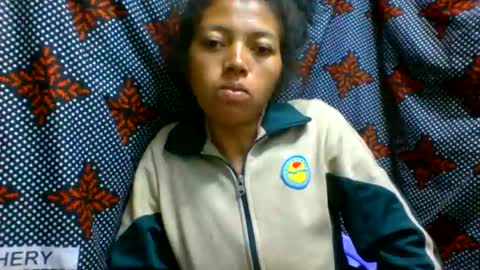 Snapshot of henitsaldy chatting on 07/12/26, 03:08 henitsaldy online show from 07/12/26, 03:08