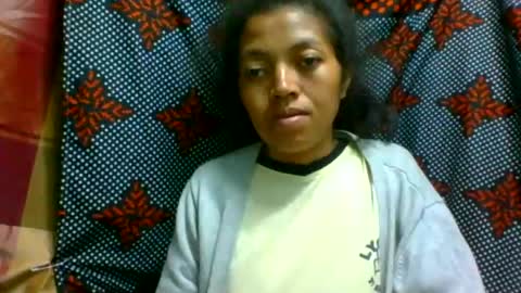 Snapshot of henitsaldy chatting on 07/14/26, 02:16 henitsaldy online show from 07/14/26, 02:16