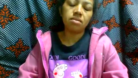 Snapshot of henitsaldy chatting on 07/16/26, 10:27 henitsaldy online show from 07/16/26, 10:27