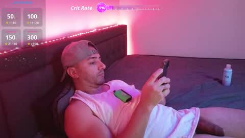 Snapshot of hennidrip chatting on 11/29/25, 12:57 HENNIDRIP online show from 11/29/25, 12:57