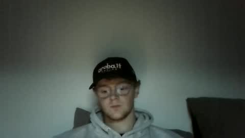 Snapshot of henrietje chatting on 06/10/26, 07:57 henrietje online show from 06/10/26, 07:57