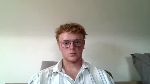 Snapshot of henrietje chatting on 07/30/26, 03:33 henrietje online show from 07/30/26, 03:33