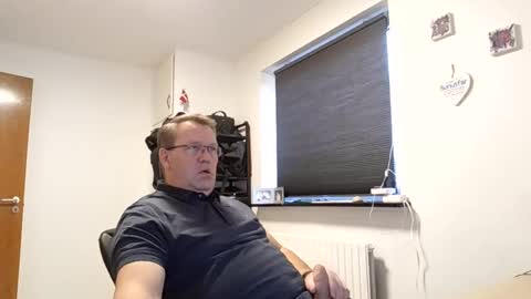 Snapshot of henrikrp1971 chatting on 12/03/24, 11:11 henrikrp1971 online show from 12/03/24, 11:11