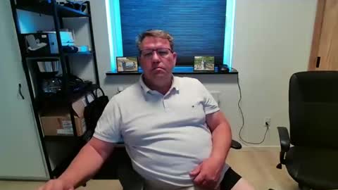 henrikrp1971 online show from 05/08/26, 12:21