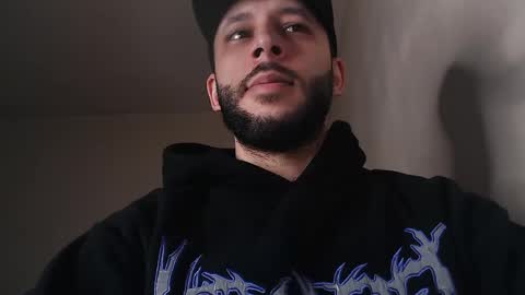 HenryAxe online show from 05/01/26, 01:05