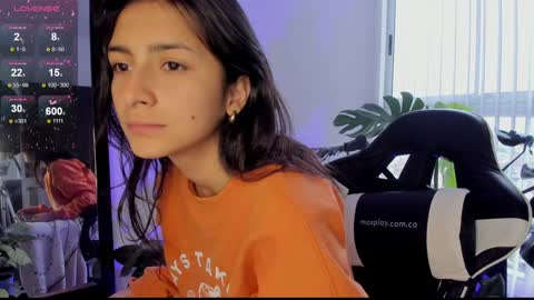 Hello I am Valentina independent Colombian model I love sensuality and pleasure welcome online show from 12/30/24, 12:31