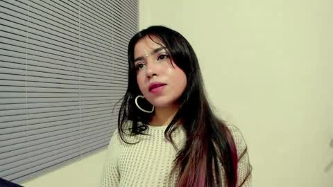 hera online show from 03/24/26, 12:04