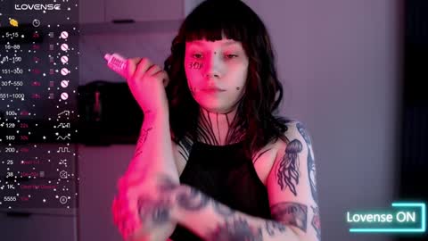 Snapshot of herbal_helpmepls chatting on 01/10/25, 11:33 dirty Diana online show from 01/10/25, 11:33