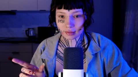 Snapshot of herbal_helpmepls chatting on 01/30/25, 10:08 dirty Diana online show from 01/30/25, 10:08