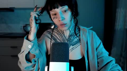 Snapshot of herbal_helpmepls chatting on 01/31/25, 10:52 dirty Diana online show from 01/31/25, 10:52