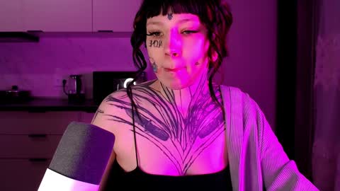 Snapshot of herbal_helpmepls chatting on 02/06/25, 12:22 dirty Diana online show from 02/06/25, 12:22