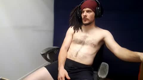 Snapshot of herbigo4 chatting on 12/29/24, 10:47 herbigo88 snaap online show from 12/29/24, 10:47