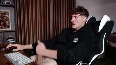 Gregblonde  Alextattoo online show from 09/28/25, 02:17