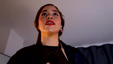 Snapshot of hercyqueen chatting on 10/13/25, 02:11 hercyqueen online show from 10/13/25, 02:11