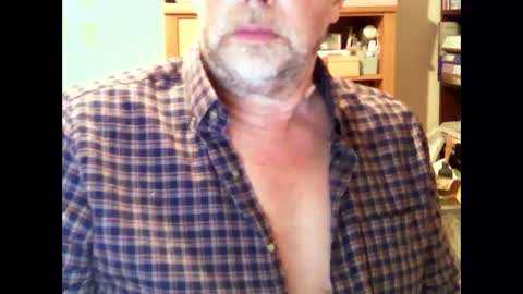 Snapshot of hereford66 chatting on 12/14/24, 08:34 hereford66 online show from 12/14/24, 08:34