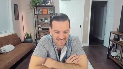 Snapshot of herewego42 chatting on 01/26/25, 02:45 Wade Biggs online show from 01/26/25, 02:45