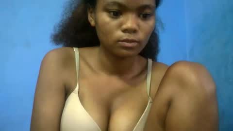 Snapshot of herisse01 chatting on 04/21/26, 05:25 herisse01 online show from 04/21/26, 05:25