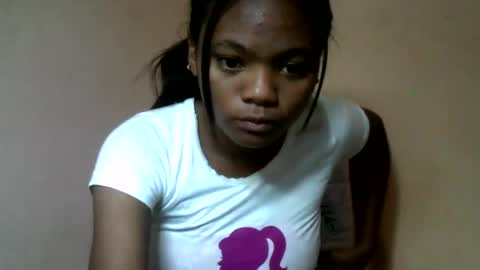 Snapshot of herisse01 chatting on 06/14/26, 03:30 herisse01 online show from 06/14/26, 03:30