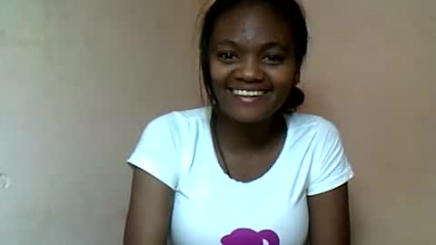 Snapshot of herisse01 chatting on 06/15/26, 05:48 herisse01 online show from 06/15/26, 05:48