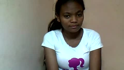 Snapshot of herisse01 chatting on 06/20/26, 10:01 herisse01 online show from 06/20/26, 10:01