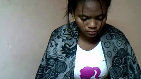Snapshot of herisse01 chatting on 06/23/26, 06:17 herisse01 online show from 06/23/26, 06:17
