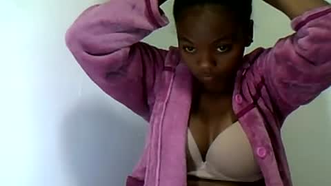 Snapshot of herisse01 chatting on 07/10/26, 12:19 herisse01 online show from 07/10/26, 12:19