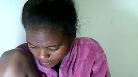 Snapshot of herisse01 chatting on 07/12/26, 10:50 herisse01 online show from 07/12/26, 10:50
